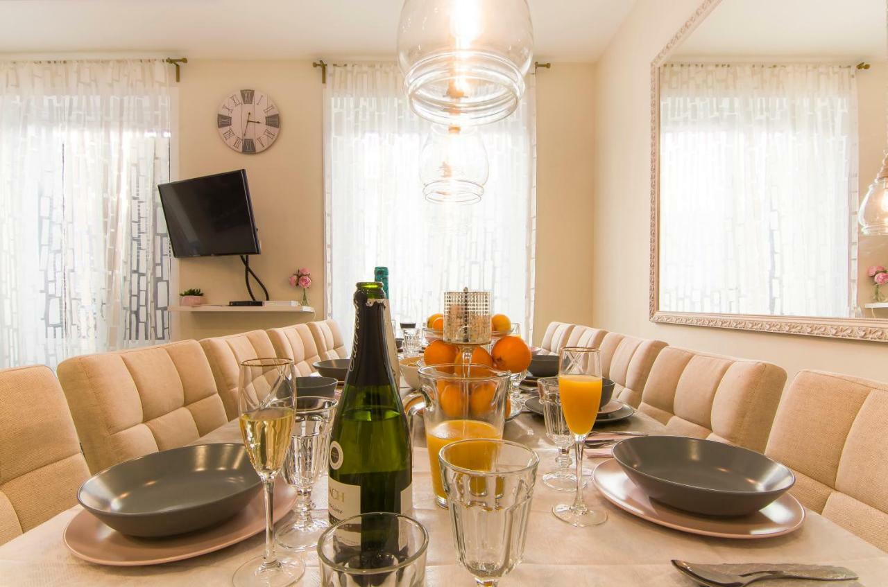 Sol Luxury Suites Madryt Zewnętrze zdjęcie